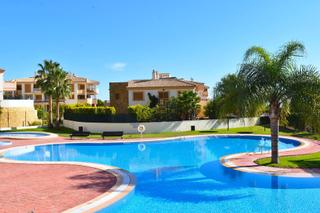 Duplex in Golf Bahía. Espléndido apartamento dúplex con maravillosas vistas abiertas a