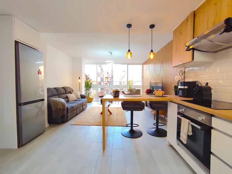 Foto 0953a60d-408e-45fc-bb48-5c8503f0c884. Alquiler piso fantástico apartamento reformado en pleno centro en Benidorm