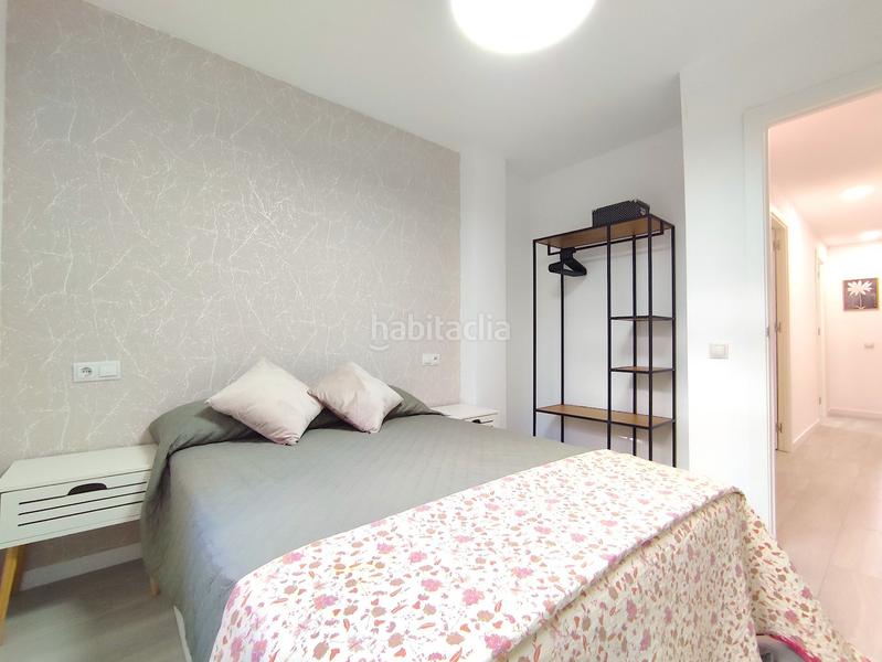 Foto 45b78d6c-dc00-425c-8273-f9d3a581134b. Alquiler piso fantástico apartamento reformado en pleno centro en Benidorm