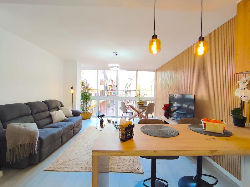 Foto 7e7d7ccf-cedd-4e65-8ccb-07630adb0fd8. Alquiler piso fantástico apartamento reformado en pleno centro en Benidorm