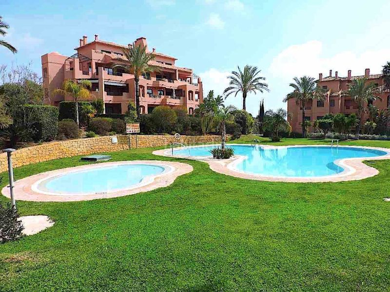 Foto 52c37de4-9ee9-432c-8a6f-62324e719633. Apartament amb calefacció piscina a Golf Bahía Finestrat