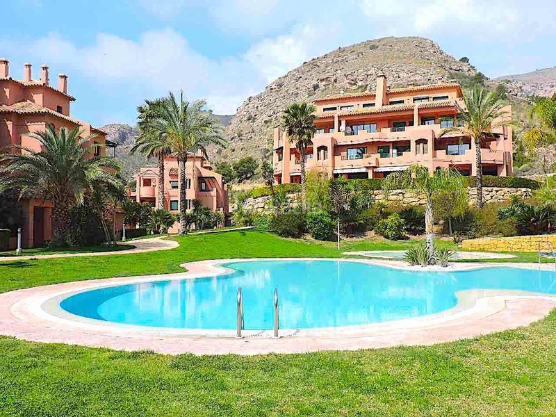 Foto 639404ce-1aa1-49b6-b337-5b39ecffba7e. Apartament amb calefacció piscina a Golf Bahía Finestrat