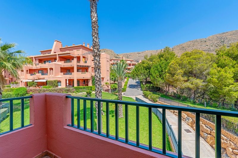 Foto 9a345d2f-87dc-41bd-be1e-d0dfce6ecb80. Apartament amb calefacció piscina a Golf Bahía Finestrat