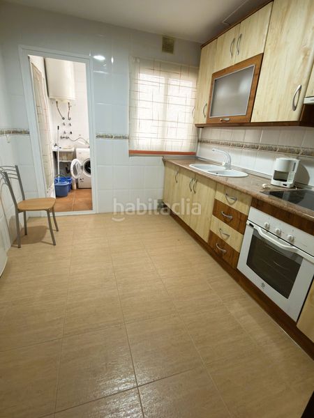 Foto a3603d39-1165-4800-8ad5-0bf490188810. Pis a Adra