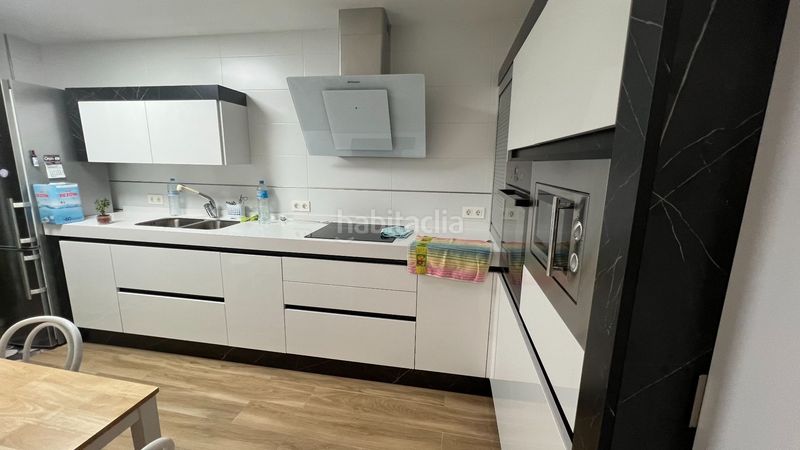Foto 30b8903b-9215-4ff5-aba2-df700705cda8. Rent flat in Adra