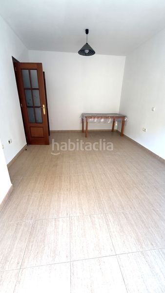Foto aa616b49-0f38-45c9-b56b-80ff41f4c0d8. Pis a Adra