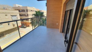 Rent Flat  Mediterraneo. Alquiler curso escolar. personal docente.