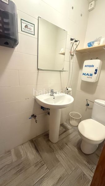 Foto 331b1f04-c998-4a58-ad3f-28dbe3d5d780. Lloguer local comercial a Adra