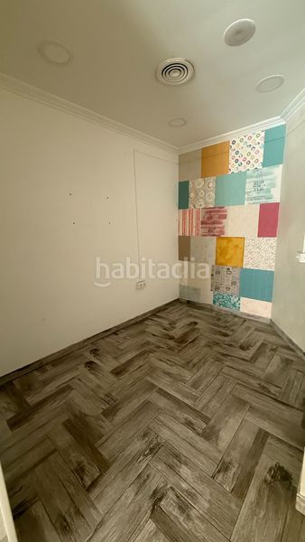 Foto 9fe00871-ea36-4996-ae26-1861a5e41948. Lloguer local comercial a Adra