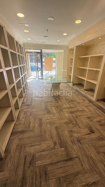 Foto c54141f9-8e92-4cf1-b40e-6b3b4d496d04. Lloguer local comercial a Adra
