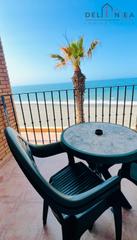 Pis en Adra. Exclusivo piso primera linea de playa