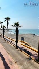 Pis a Adra. Exclusivo piso primera linea de playa