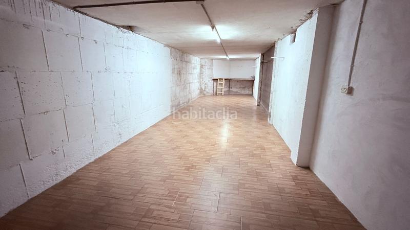Foto 99f651d5-344b-4f22-a32d-16a5c28a89af. Aparcament cotxe a Adra