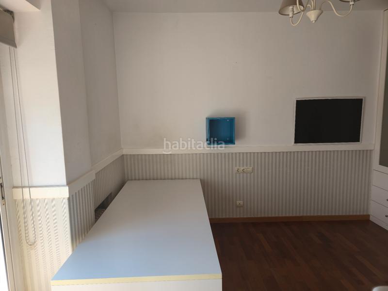 Foto 8efcd99b-f0b3-4d56-9836-46b5c0087740. Lloguer pis amb xemeneia calefacció aparcament a Barcelona