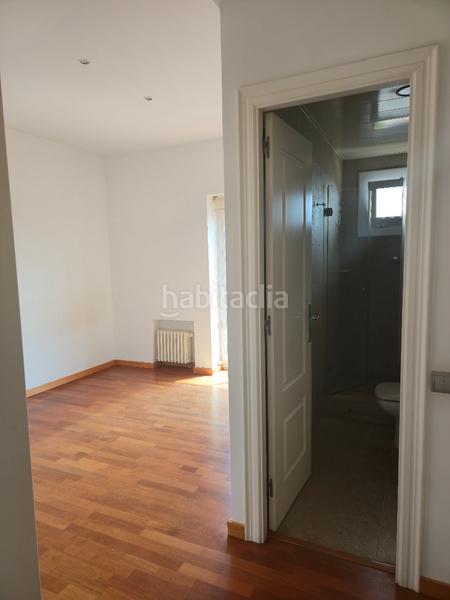 Foto 70ba2035-baba-4d27-ab44-dc824bc7cbf9. Location appartement avec cheminée chauffage parking dans Barcelona