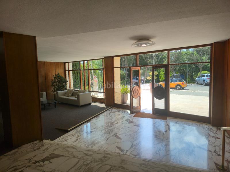 Foto 39b62cd8-95b8-459a-93c1-1aee04246b6f. Rent flat with fireplace heating parking in Pedralbes Barcelona