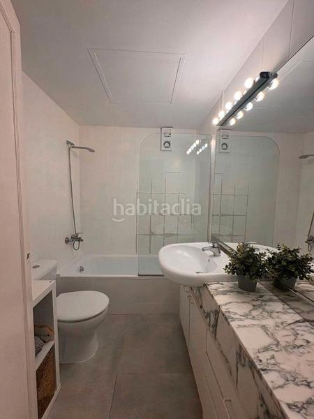 Foto 1795140a-fe3a-4756-9e60-f35afe17d90c. Piso vivienda de 97 m2 utiles junto hospiutal clínic en finca de obra vista en Barcelona