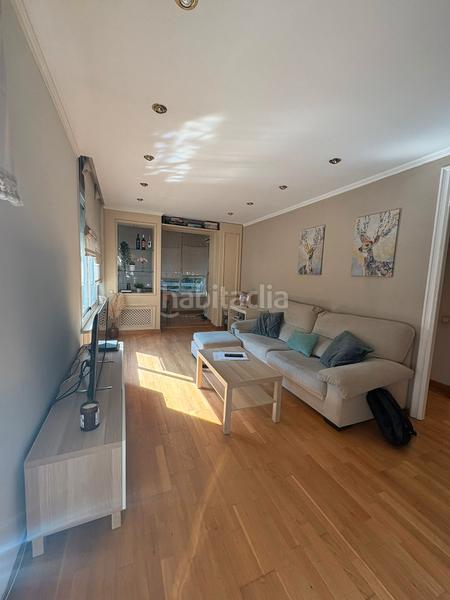 Foto 41af46e7-5e80-421a-b520-1c66f75f526a. Piso vivienda de 97 m2 utiles junto hospiutal clínic en finca de obra vista en Barcelona