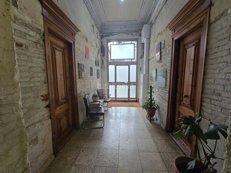 Foto 7af12be0-be10-4771-a738-22f025cffca6. Pis a Raval Barcelona