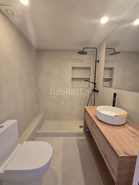 Foto 7fb4bb16-6508-48ce-b878-78ceba6f730e. Pis a Sants-Badal Barcelona