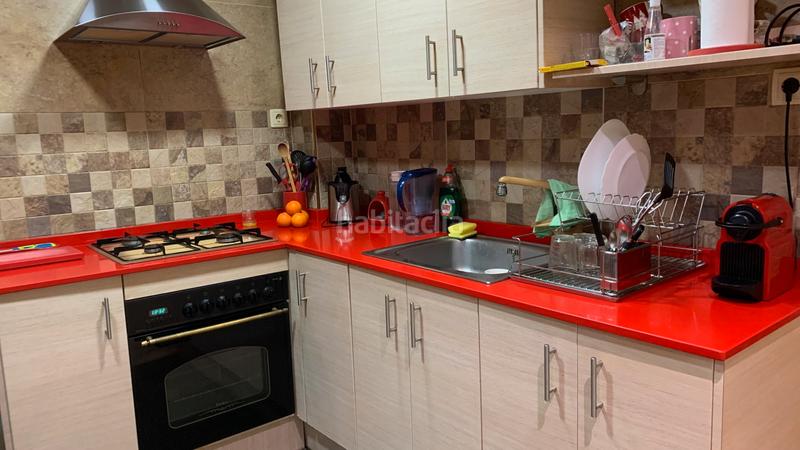 Foto 9b2dcc2a-02f7-40c4-8ca8-cbb3925392ea. Alquiler piso s sole en Turó de la Peira Barcelona