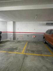 Parking voiture  Prolongacion paseo de fabra i puig. Pisos sole