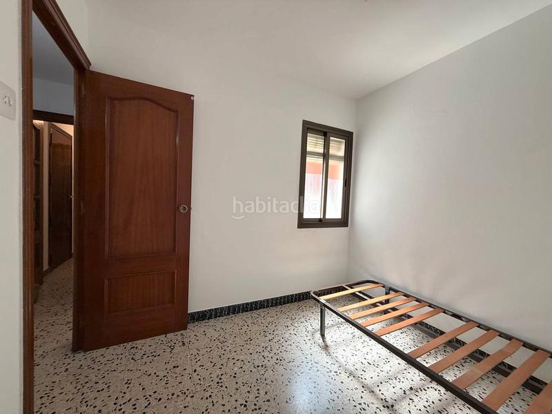 Foto 2beb1d4b-a9c0-4d66-b764-f44f1d3f4690. Piso s sole en Prosperitat Barcelona