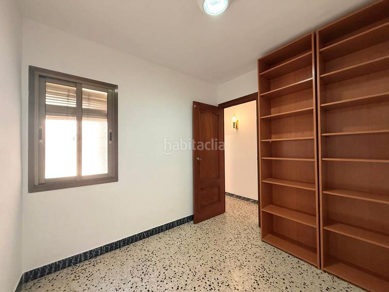 Foto 4655bf5e-4be1-41a7-a62c-b5250f0d4752. Piso s sole en Prosperitat Barcelona