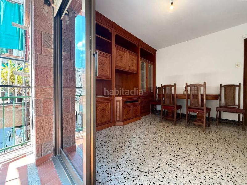 Foto 5f9a5b13-4a6e-4a1f-891c-447111226e32. Piso s sole en Prosperitat Barcelona