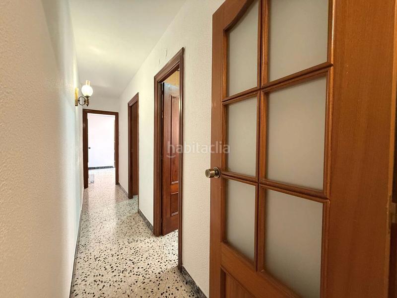 Foto 6d19e86b-45da-42a8-a28a-52f697391b42. Piso s sole en Prosperitat Barcelona