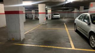 Parking voiture  Carrer de cabanes. Pisos sole