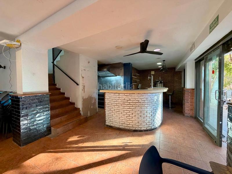 Foto 1f72051d-dbbf-4526-8871-81f53a3afb58. Local comercial a Turó de la Peira Barcelona