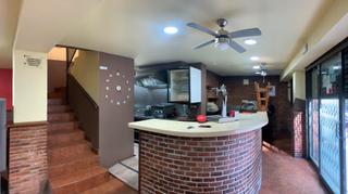 Local Comercial a Carrer de Travau