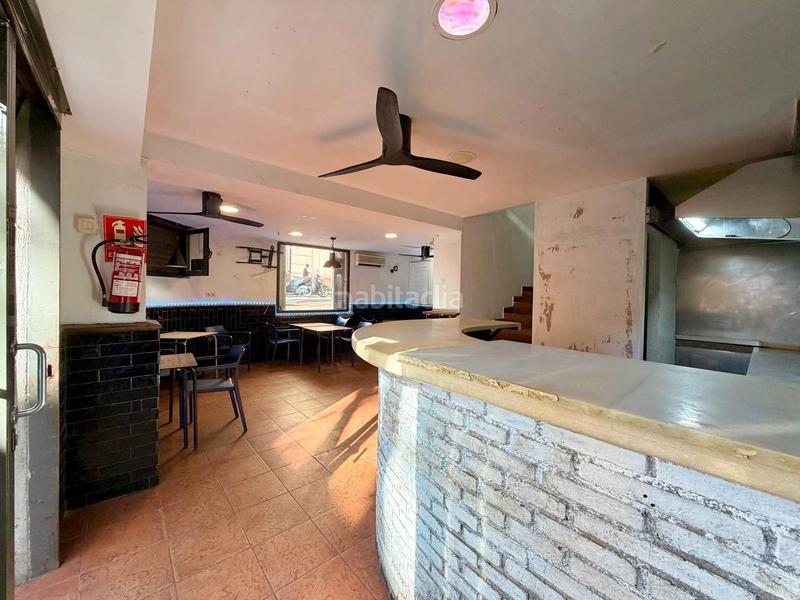 Foto f23c906e-c5dd-42a1-a04c-ba459954cf4b. Local comercial a Turó de la Peira Barcelona