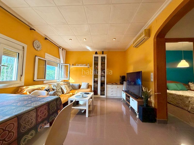 Foto 02708539-ee86-421c-a546-e4e10ef836f0. Pis a Turó de la Peira Barcelona