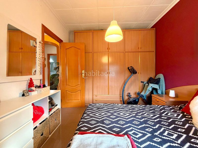 Foto c1bbde79-1470-4d6c-b88d-32ce94778ccb. Pis a Turó de la Peira Barcelona