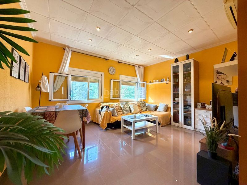 Foto c4571b85-5913-4670-b65d-045f4f8b693c. Pis a Turó de la Peira Barcelona