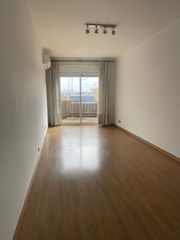 Location Appartement  Carrer del consell de cent. Pisos sole