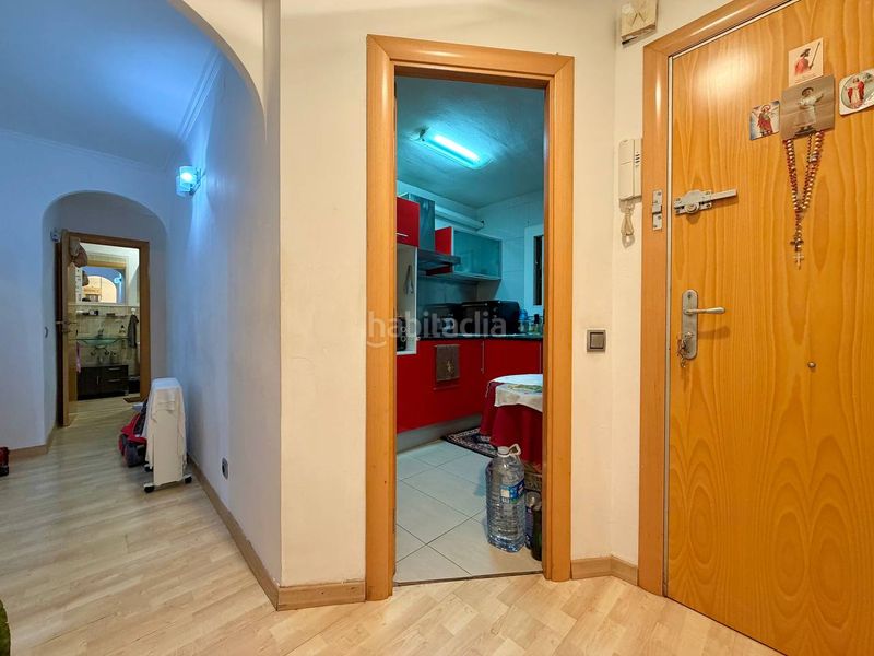 Foto 9aa49d8f-6805-4439-949b-dd886e19e72f. Flat in Prosperitat Barcelona