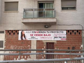 Local Comercial a Calle Pedaneo Jose Marin Serna 52