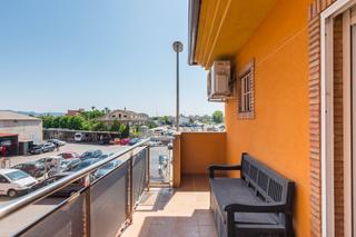 Dúplex  Calle carmonas. Duplex en venta zarandona