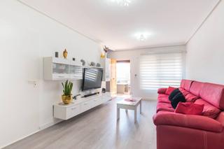 Dúplex  Calle carmonas. Duplex en venta zarandona