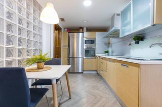 Appartement en Calle portada 6. Magnifico piso puente tocinos 3 dormitorios garaje y trastero