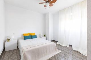 Pis en Calle doctor fleming 4. Piso 3 dormitorios con garaje en el centro del barrio el progres