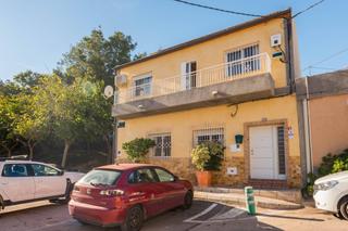 Casa a San Miguel. Tu gran oportunidad en algezares! espacio, luz y encanto en una