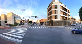 Pis a Avenida menéndez pidal 1