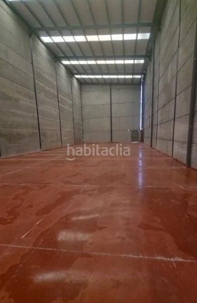 Foto 57bd7b15-18fb-4ad7-827e-d068423df04c. Affitto capannone industriale in Borox