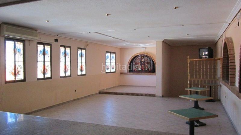 Foto 13bcbf49-5be2-4c89-b27d-96c05e160ad4. Alquiler local comercial en Seseña nuevo Seseña