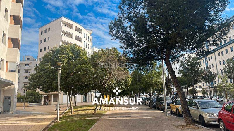 Foto 24310b7f-e7d5-478e-a194-94322131b7bc. Alquiler local comercial  con inmejorable situación en Huelva