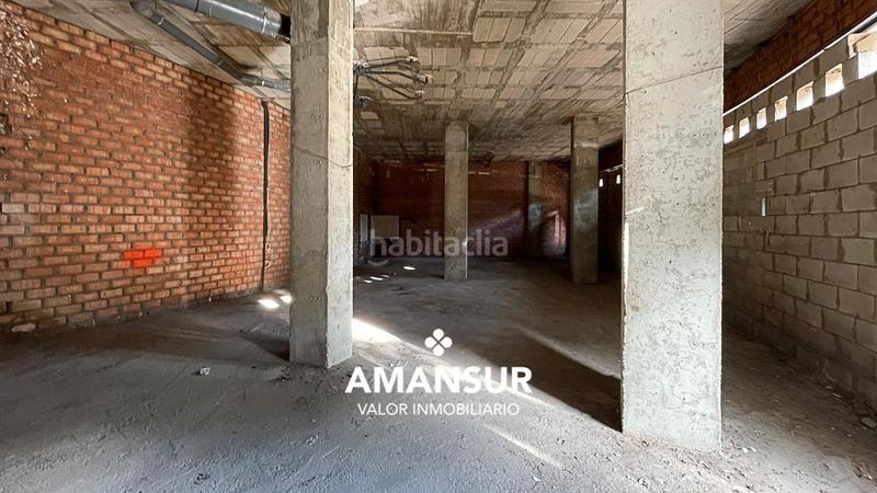 Foto c1ac4ce1-8dfb-4613-9245-4da56f28b84c. Lloguer local comercial a Pescadería Huelva